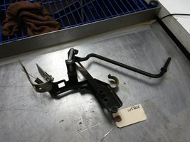Throttle Cable Bracket From 1988 Chrysler  New Yorker  3.0 - €22,68 EUR