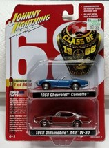 Johnny Lightning Class of 1968 Chevrolet Corvette &amp; Oldsmobile 442 W-30 ... - $331.47 MXN