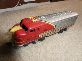 Vintage HO Scale Tyco Mantua Powered Santa Fe 4015 Diesel Locomotive - $34.65