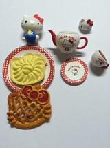 Sanrio Rare Re-ment Miniatures Hello Kitty Tea Time with Pie in Restaurant Set - £15.79 GBP