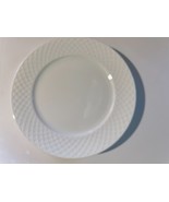 Mikasa Trellis 9. 1/8 inch Salad Plate - $147.02 MXN