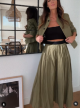 Zara Bnwt 2024. Green Khaki Creased Skirt Contrast Black Waist. 2408/620 - £99.48 GBP