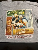 Walt Disney World  T Shirt Small Gray Mickey Goofy Donald &amp; Pluto - £15.68 GBP