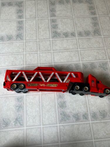 1997 Mattel Hot Wheels Cargo Carrier Red Transport Truck & Carry Case - £13.84 GBP