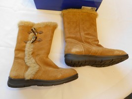 White Mountain Women&#39;s Ladies Shoes Boots Style Trail Style Size 7.5 Tan NIB - £26.82 GBP