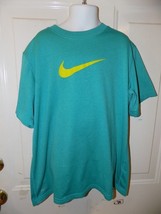 Nike DRI-FIT Teal With Yellow Swoosh T-SHIRT Size M Boy&#39;s Euc Free Usa Shipping - £10.91 GBP