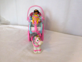 Fisher Price Little People Princess Mia and Royal Coach Carriage Horse +... - $245.03 MXN