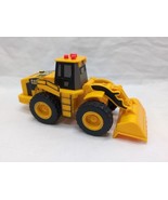 *Doesn&#39;t Work* CAT Bulldozer Plastic Toy Truck 4-6&quot; - $276.60 MXN