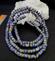 Kleine blaue und gelbe Chevrons venezianische Perlen afrikanische Halske... - $941.35 MXN