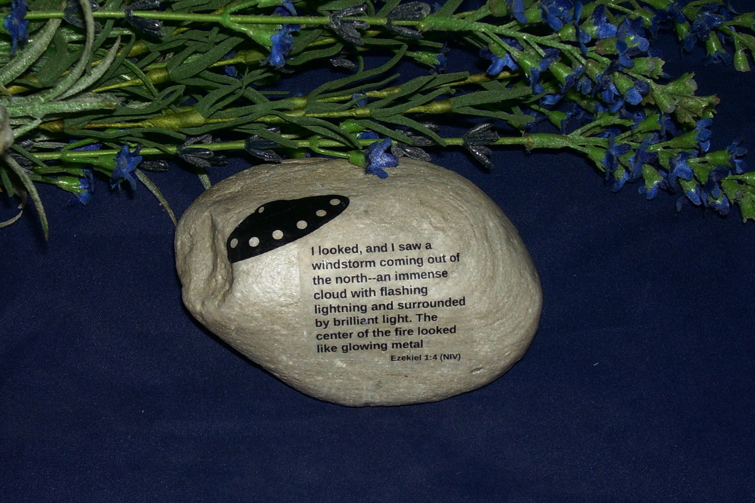 One Ezekiel 1:4 Wheel UFO Alien Outer Space Craft Rock Stone Art Ezekiel's Ship