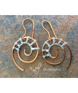 Handmade mixed metal earrings: copper spirals with stainless steel bow t... - €25,67 EUR