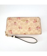 Coach CAR06 Long Zip Around Wallet Floral Print Clutch Wristlet Sand - $2,125.01 MXN