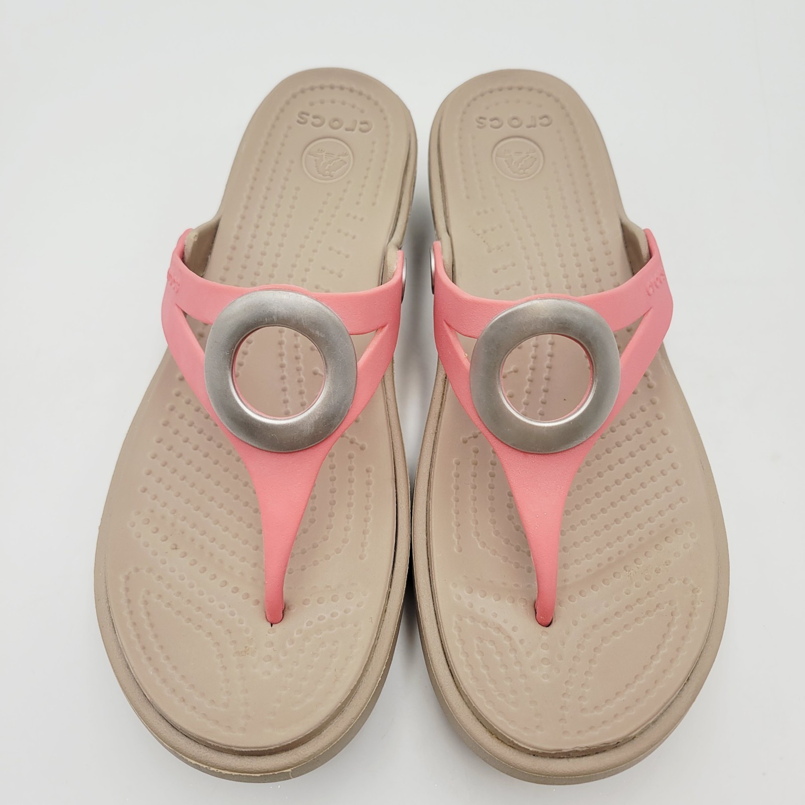 Crocs Sanrah Matte Circle Wedge Flip Sandal Women's Size 8 Coral/Tumbleweed  Item image 5