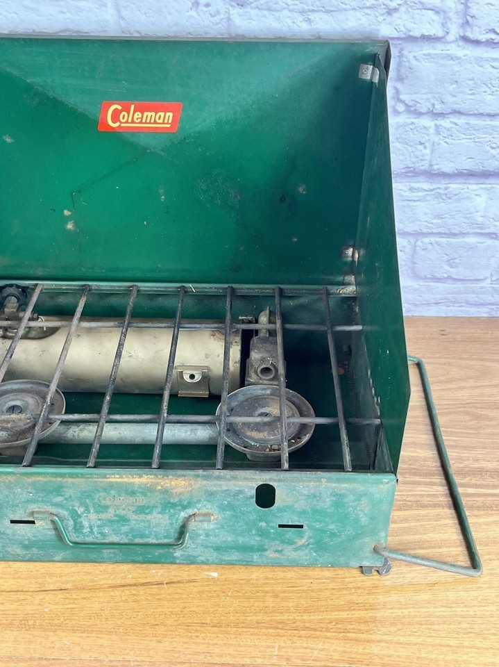 Vintage Coleman Model 425 Dual Two 2 Burner Green Gas Camp Stove Item image 5