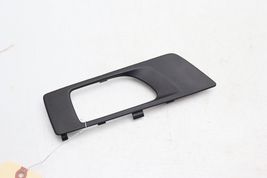 10-14 SUBARU LEGACY OUTBACK FRONT RIGHT PASSENGER DOOR HANDLE BEZEL TRIM E2535 image 3