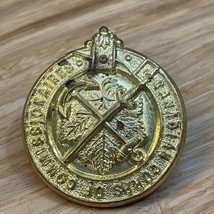 Vintage Canadian Corps of Commissionaires Hat Cap Badge KG JD - $470.43 MXN