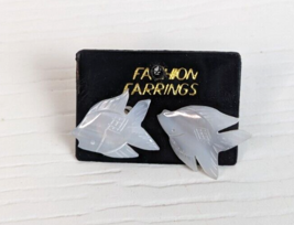 Vintage plastic fish earrings souvenir jewelry white - £3.94 GBP