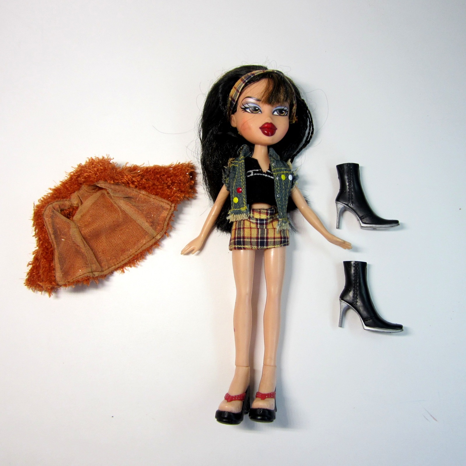 Bratz jade short hair hotsell