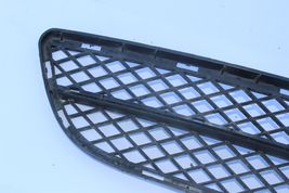 2006-2008 E90 BMW 325i 328i 330i FRONT BUMPER LOWER CENTER GRILLE MESH M387 image 4