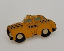 New York City Yellow Taxi Collectible Lapel Hat Pin - £13.03 GBP