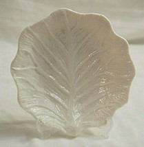 White Cabbage White Veins Salad Plate Plastic Camping Tableware Unknown Maker - £12.04 GBP