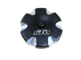 KTM Fuel Tank Cap Black OEM NEW - $401.74 MXN