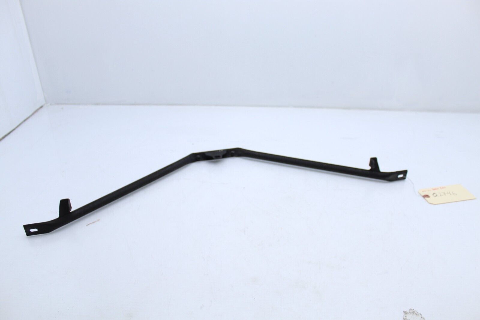 04-10 BMW 530I RADIATOR CORE SUPPORT BRACKET Q2746 - $85.99