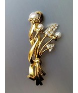 VTG Gold Tone Brooch Pin Sparkly  Rhinestone Faux Pearl Floral Bouquet W... - £15.80 GBP