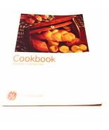 COOKBOOK Microwave Convection Oven [Paperback] General Electric - $276.85 MXN