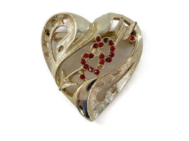 Vintage Gold Toned Heart Shaped Brooch Double Heart With Arrow Antique Jewelry - $9.99