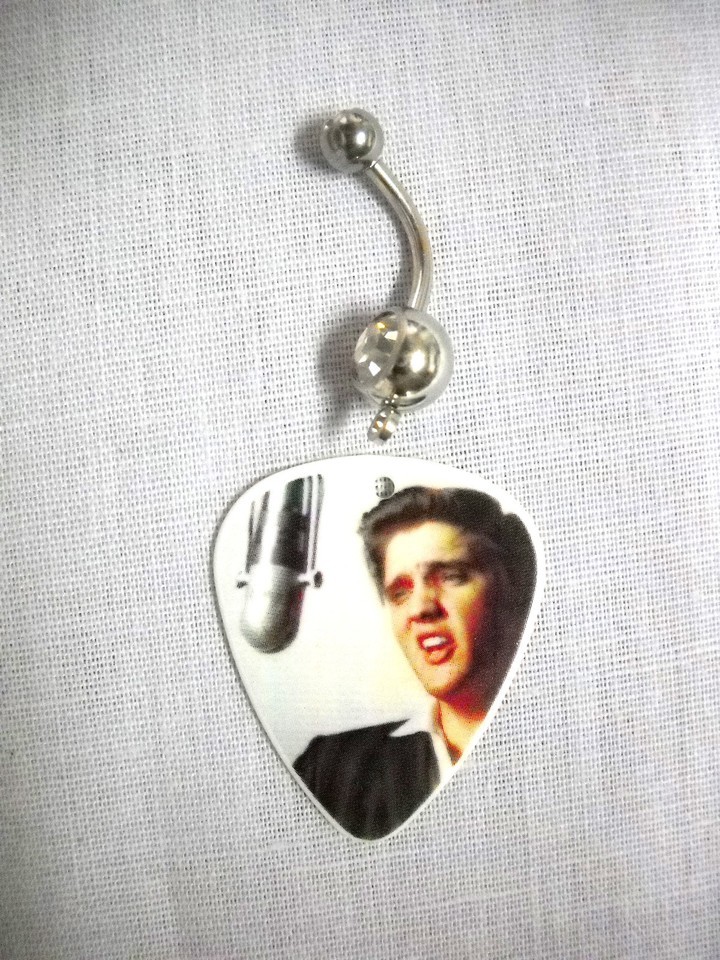 1956 COLOR ELVIS PRESLEY SINGING PHOTO GUITAR PICK PENDANT ADJ BEADED NECKLACE Item image 3