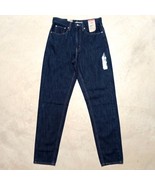 NWT Levi’s 80s Mom High Rise Tapered Leg Jeans Size 27x30 (Fits 29x30) - $39.95