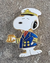 SNOOPY Peanuts Ship Captain at Sea Sextant Vintage Souvenir Lapel Hat Pin - £12.58 GBP