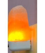 GEMO HIMALAYAN SALT LAMP 3W LED WITH UNIVERSAL CONVERTER FREE - $24.00