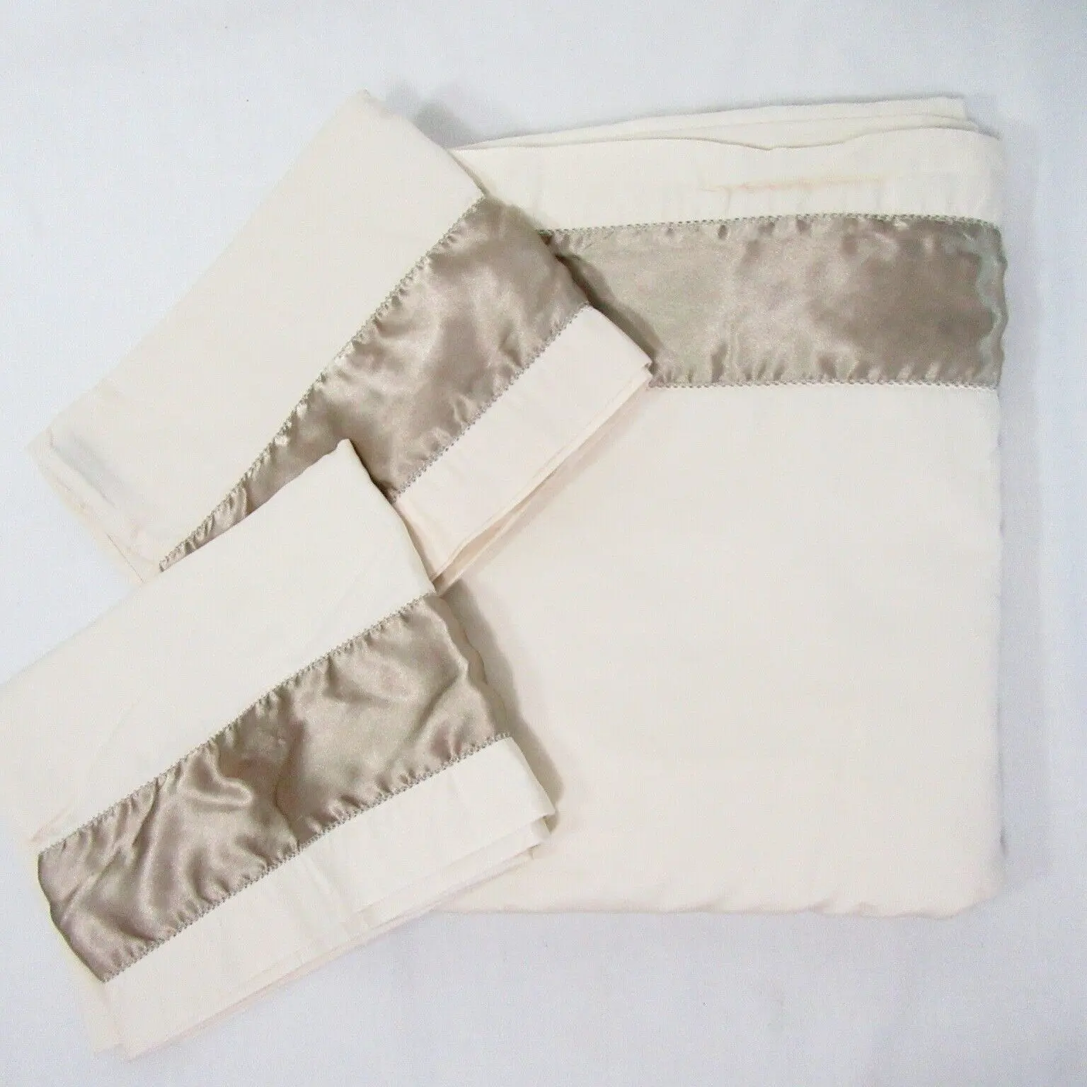 Marshall Field’s Hotel Satin Cuff 3-PC Queen Flat Sheet with Pillowcase Set - $70.00