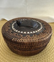 Indonesian LOMBOK ISLAND Wood Carved Turtle Trinket Box with mother of p... - $22.77