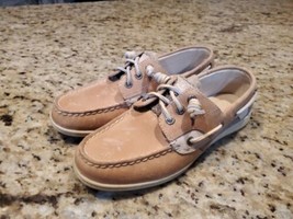 Sperry Womens Songfish Boat Shoe, Linen Oat, 8 - $54.45