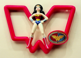 Wonder Woman Straw Holder - Vintage - £5.66 GBP