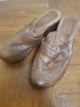 Arizona Jean Company Clogs 90&#39;s Y2K Brown Tooled Leather Size 8 Almost F... - $40.16