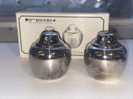 Vintage WM ROGERS Silverplate Salt &amp; Pepper Shakers No. 864. Made in the USA - £7.47 GBP