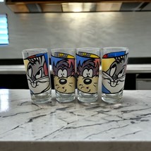 Lot of 4 Warner Brothers Looney Tunes Drinking Glasses 1994 Bugs Bunny and Taz - £28.54 GBP