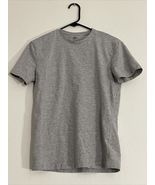 H&amp;M Men’s Slim Fit Casual Shirt Small - $15.14 CAD