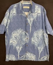 Tommy Bahama Men Size XL Hawaiian Shirt 100% Silk White Blue Floral Shor... - $28.04