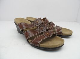 Axxiom Women's Amber Wedge Sandal Brown Size 6M - $17.80