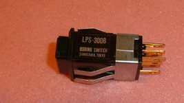 New 2PC Dshino Switch LPS-300B Lighted Push Button LPS-300BU Green - £13.34 GBP