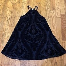 Francesca’s Christiana Velvet Shift Dress Black XS - £17.12 GBP
