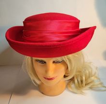 Red Felt Hat with Satin Band image 2