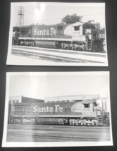 2 - Atchison Topeka &amp; Santa Fe Railway Railroad ATSF #8751 Electromotive Photo - £12.44 GBP