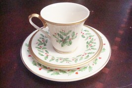 Lenox Holiday Pattern, TRIO coffee cup, saucer and cake plate [77] - £34.83 GBP