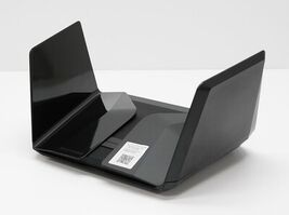 Netgear Nighthawk RAX200 AX12 12-Stream Tri-Band AX WiFi Router image 2